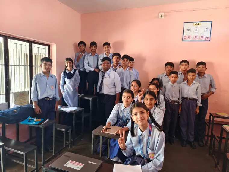 A classroom group during a session